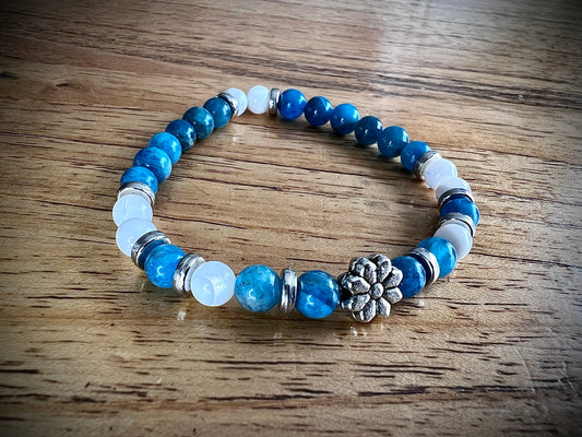 Bracelet apatite bleue et nacre